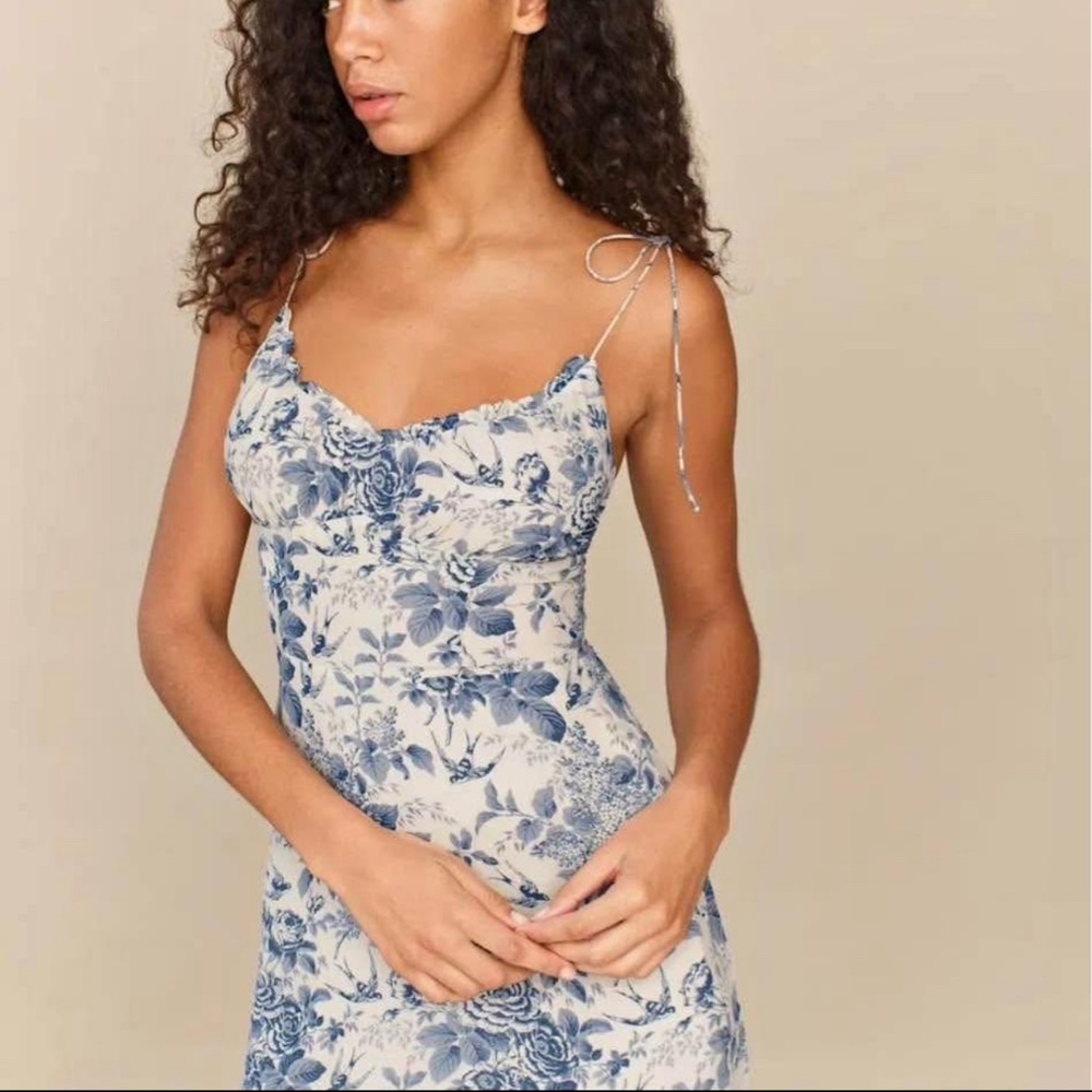 NWOT Reformation Esther Mini Dress in Blue Floral - Picture 2 of 11